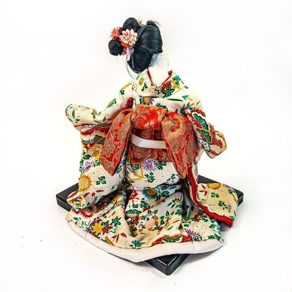 Vintage 10” Kneeling Geisha Japanese Doll - Picture 3 of 14